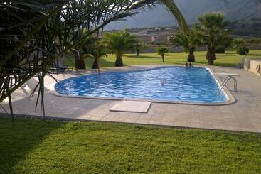 Aparthotel Kallicrates Village