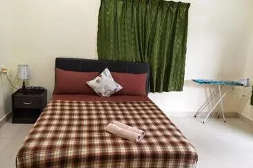 Motel Aurora Damai