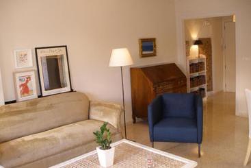 آپارتمان‌های توریست‌ها Apartamento Tibula Centro