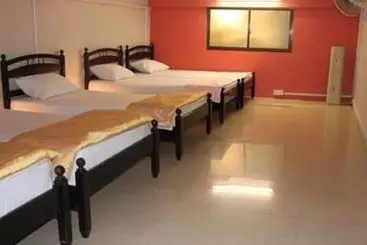 Camory Backpacker Hostel