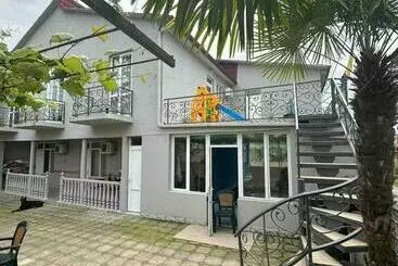 پانسیون Ureki Mari Mari