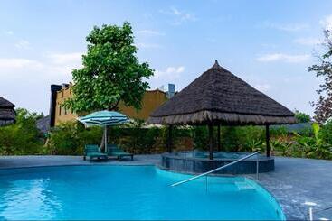 Resort Mayur The Karma