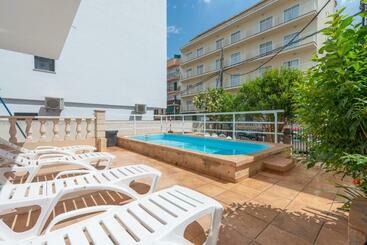 Hotel Beetroot ,jedes Zimmer Verfügt über Smart Tv,regendusche Und Balkon 2025 Frisch Renoviert