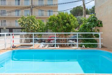 Hotel Beetroot ,jedes Zimmer Verfügt über Smart Tv,regendusche Und Balkon 2025 Frisch Renoviert