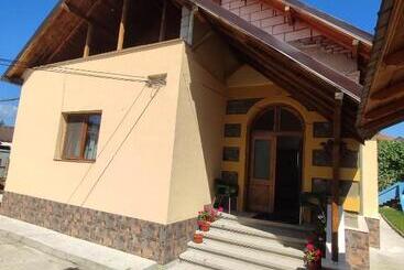 Pensionat Central House