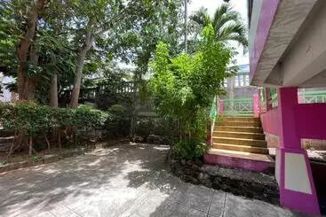 Majatalo Mae Somboon House