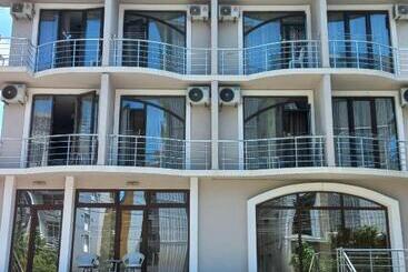 پانسیون Astra