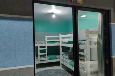 פנסיון Hostel Quintal De Casa