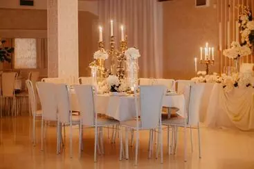 هتل Svadbeni Salon I Prenoćište Milanović
