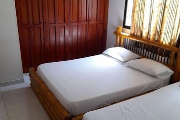 פנסיון Airport Cartagena