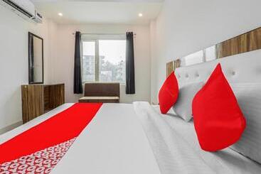 Hotel Oyo Flagship 81052  Elite Inn