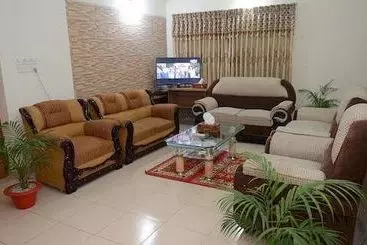 هتل Afford Inn