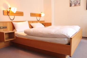 ホテル Garni Lindenmühle