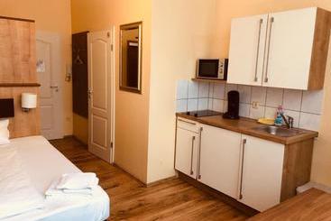 فندق Hofgarten Apartments