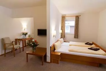 Hôtel Krelinger Freizeit  Und Tagungszentrum