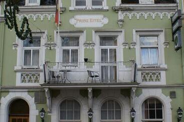 Отель Prinz Eitel