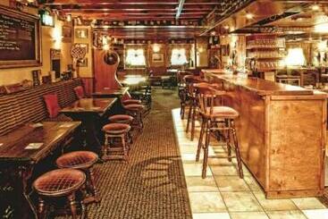 ベッドアンドブレックファースト The Old Royal George