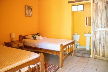 בית מלון כפרי Playa San Diego Beachfront Rentals