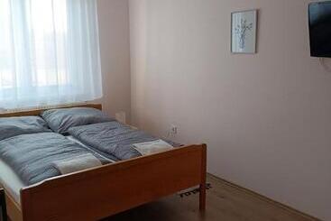 膳宿费 Jázmin Vendégház