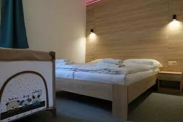Lomakeskus Ekorezort Vendelin