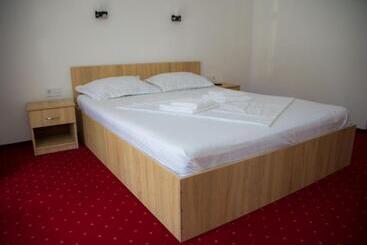 Pension (Hôtel basse catégorie) Casa Aida