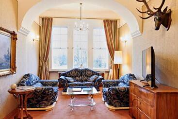 בית מלון כפרי Bernsteinschloss