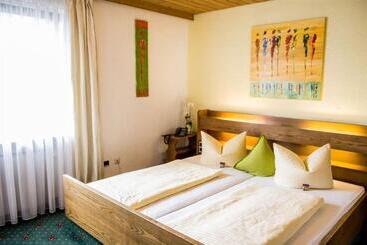 Hotel Avenue Altenfurt