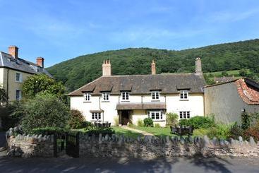 هتل Cross Lane House