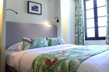 Отель Hôtel Grimaldi