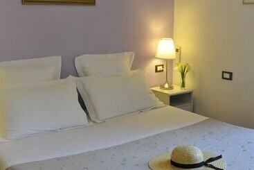 בית מלון כפרי Cà Du Ferrà Farm & Relax