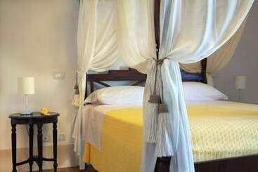 בית מלון כפרי Masseria Li Campi