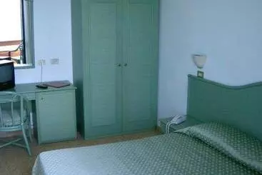 Hotelli Manzi