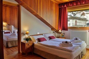 בית מלון כפרי Roseg