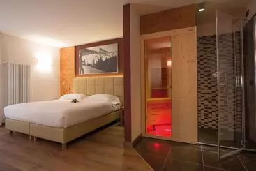 هتل Sassdei My Active Suite