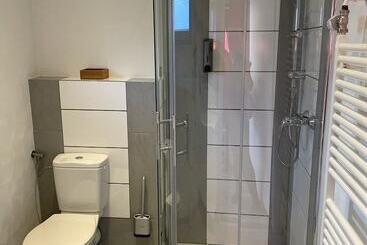 ツーリストアパートメント Trattoria & Apartments Casa Da Enzo