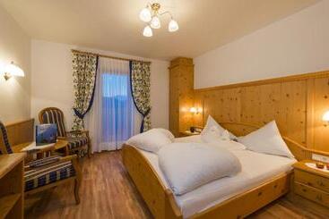 Granpanorama Wellnesshotel Sambergerhof Superior