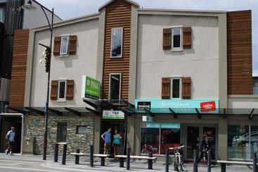 Отель Yha Queenstown Central