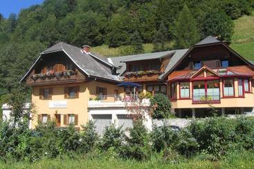 Otel Pension Bräuhaus