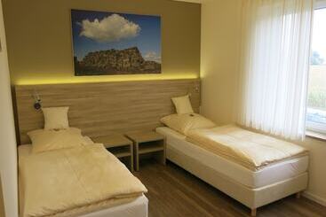 酒店 Landgasthaus Stärk Berding