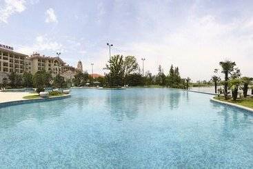 Hotel Country Garden Chizhou Phoenix
