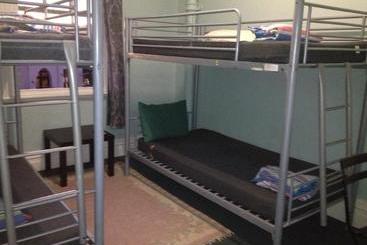 בית מלון כפרי Bondi Shores Accommodation