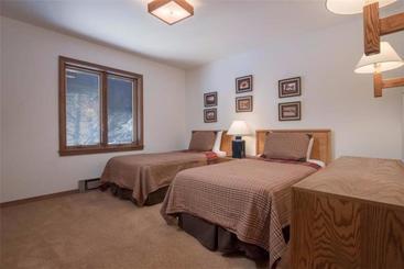 هتل Teewinot Condominiums