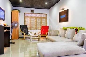 Hotel Grand Conch Villa