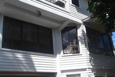 Chateau Beatrice Bed & Breakfast