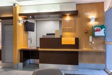 B&b Hotel Chartres Le Forum