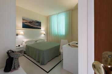 בית מלון כפרי Euromare