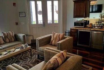 Отель The William Boerne