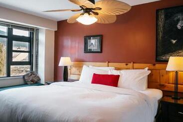 Hotel Carleton Lodge