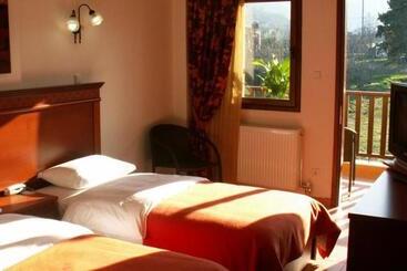 פנסיון Olympia Guesthouse