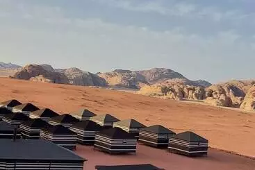 هتل Bedouin Future Camp